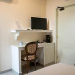 Relais Del Carmelo Hotel