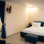 Relais Del Carmelo Hotel 3*