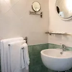 Relais Del Carmelo Hotel 3*