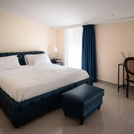 Hotel Relais Del Carmelo 3*